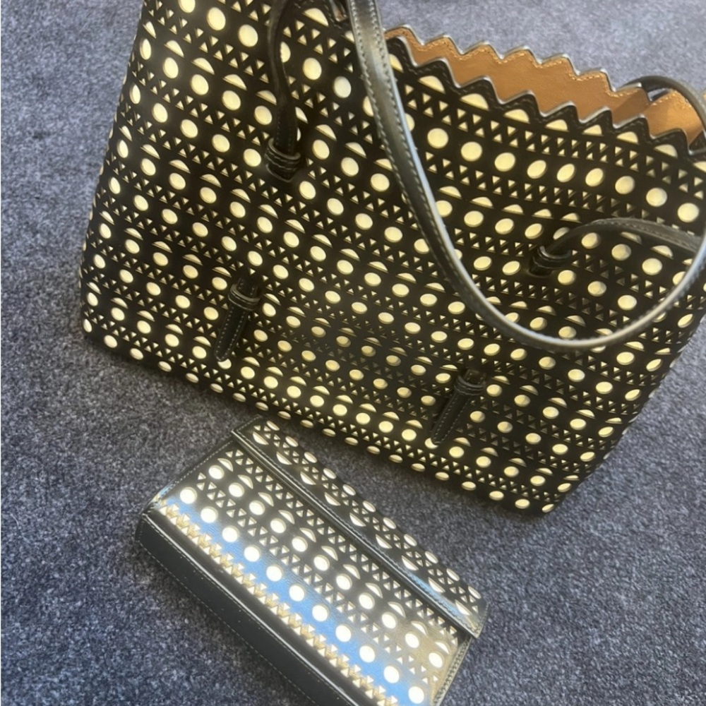 ALAÏA Tote with Matching Wallet in Black and White